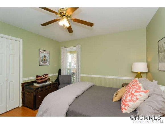 10 WESTMINSTER DRIVE - Photo 17