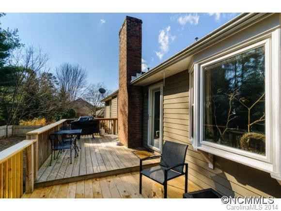 10 WESTMINSTER DRIVE - Photo 23