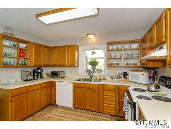 10 WESTMINSTER DRIVE - Photo 8