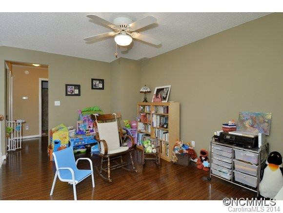 15 N. Wintergarden Road - Photo 11