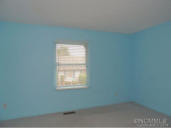5 LIONEL PLACE #A - Photo 6
