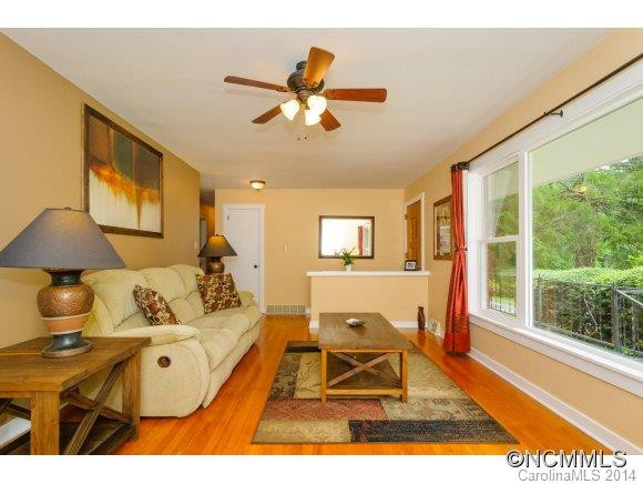 77 Poplar Street - Photo 3