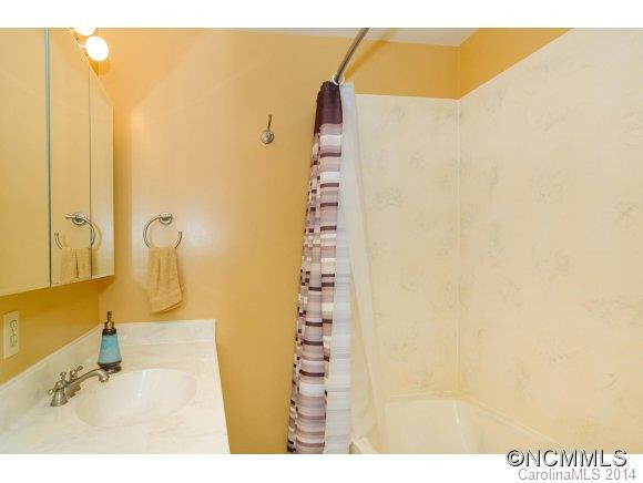 77 Poplar Street - Photo 9