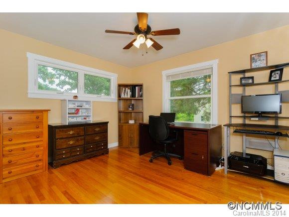 77 Poplar Street - Photo 10