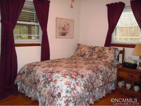 205 Summer St - Photo 5