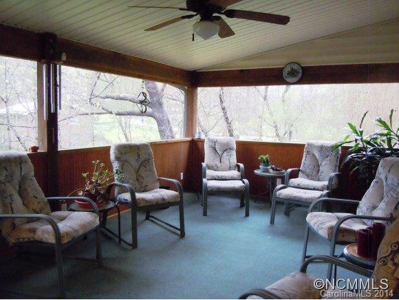 205 Summer St - Photo 9