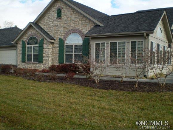 107 Summerfield - Photo 2
