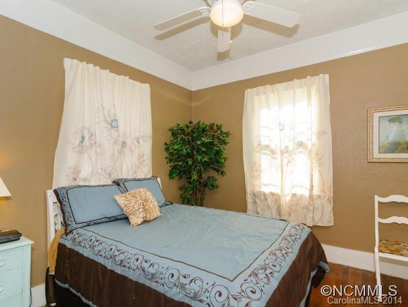 79 Middlemont Avenue - Photo 23