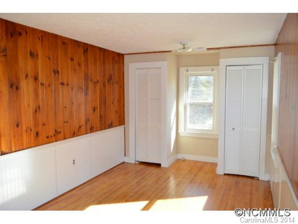 811 Ashley Lane - Photo 3