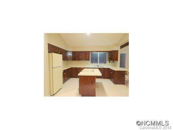 50 Cliffview - Photo 3