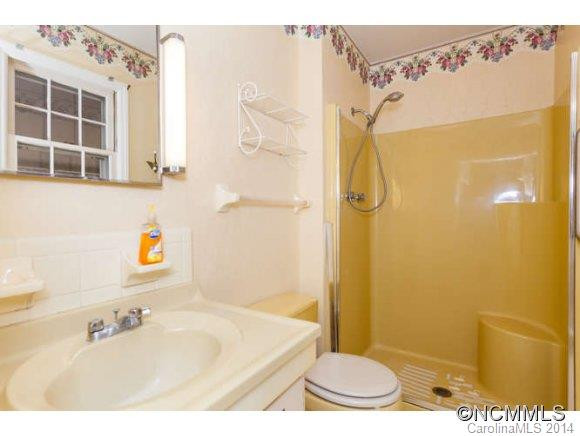 204 Applecross Lane - Photo 11
