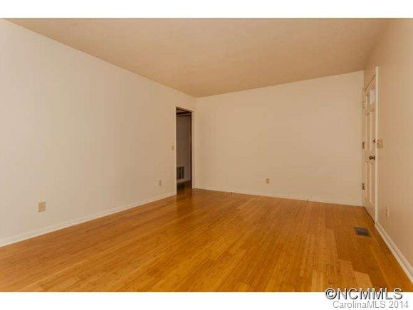 204 Applecross Lane - Photo 6
