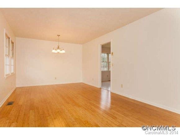 204 Applecross Lane - Photo 7