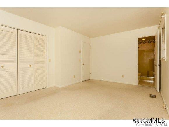 204 Applecross Lane - Photo 10