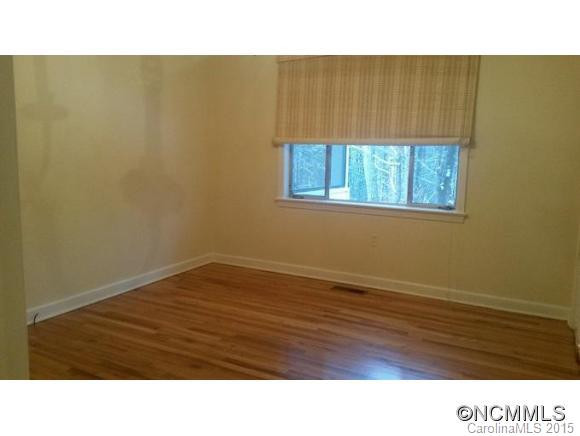 480 East Park Drive - Photo 16