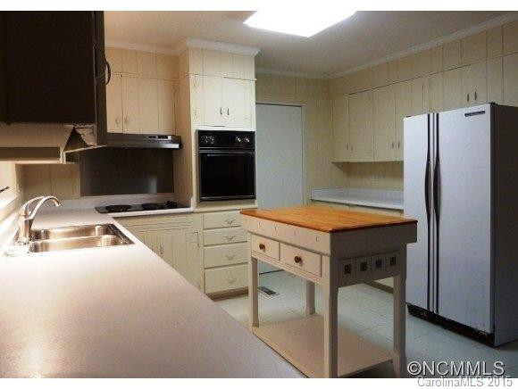 480 East Park Drive - Photo 6