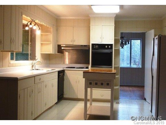 480 East Park Drive - Photo 7