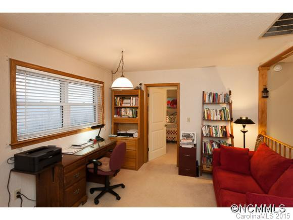 121 Small Mountain Drive - Photo 15