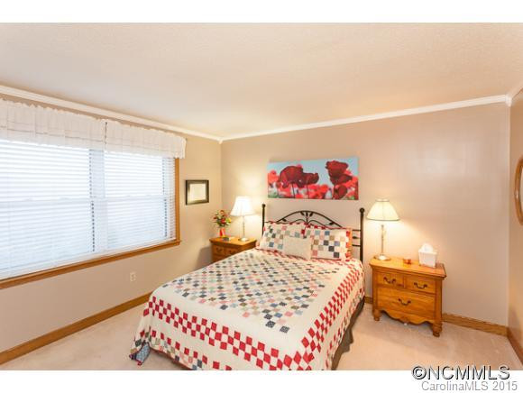 121 Small Mountain Drive - Photo 18