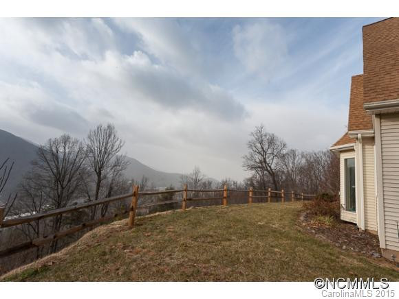 121 Small Mountain Drive - Photo 4