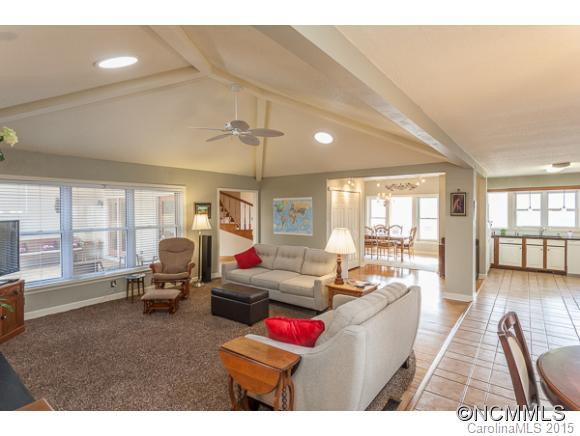 121 Small Mountain Drive - Photo 9