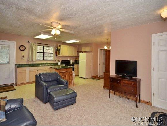 1572 JOE CARVER ROAD - Photo 4