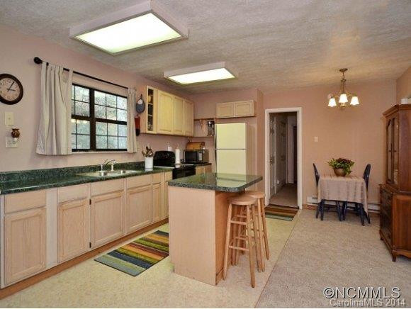1572 JOE CARVER ROAD - Photo 5