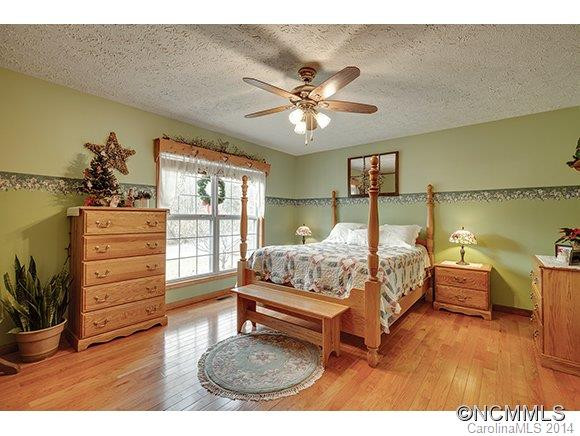 88 SUMMIT RISE - Photo 3