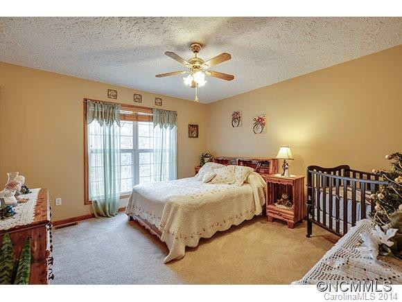 88 SUMMIT RISE - Photo 8