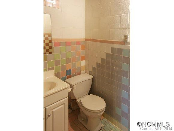 402 Reger Avenue - Photo 24