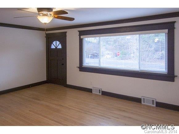 402 Reger Avenue - Photo 6