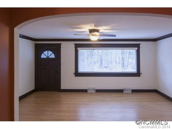 402 Reger Avenue - Photo 9
