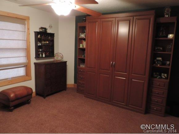 642 Scenic View Road - Photo 15