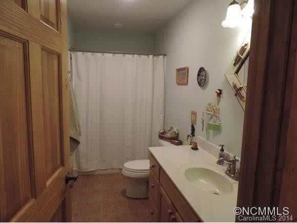 642 Scenic View Road - Photo 16