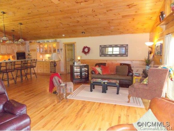 642 Scenic View Road - Photo 10