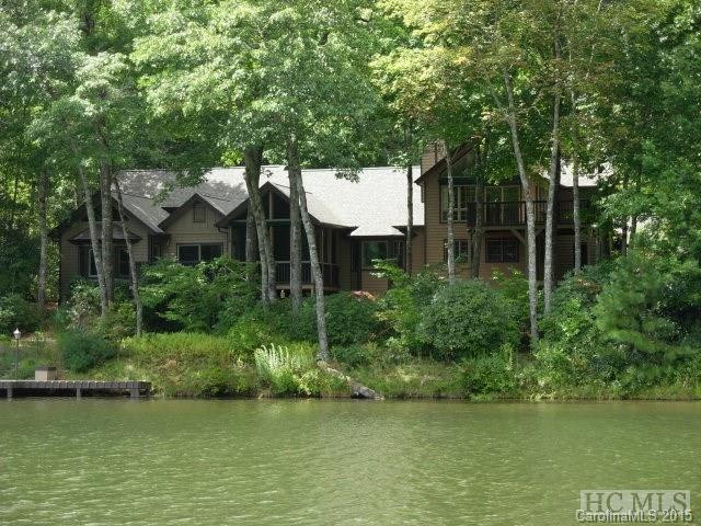 95 Lakeshore Drive