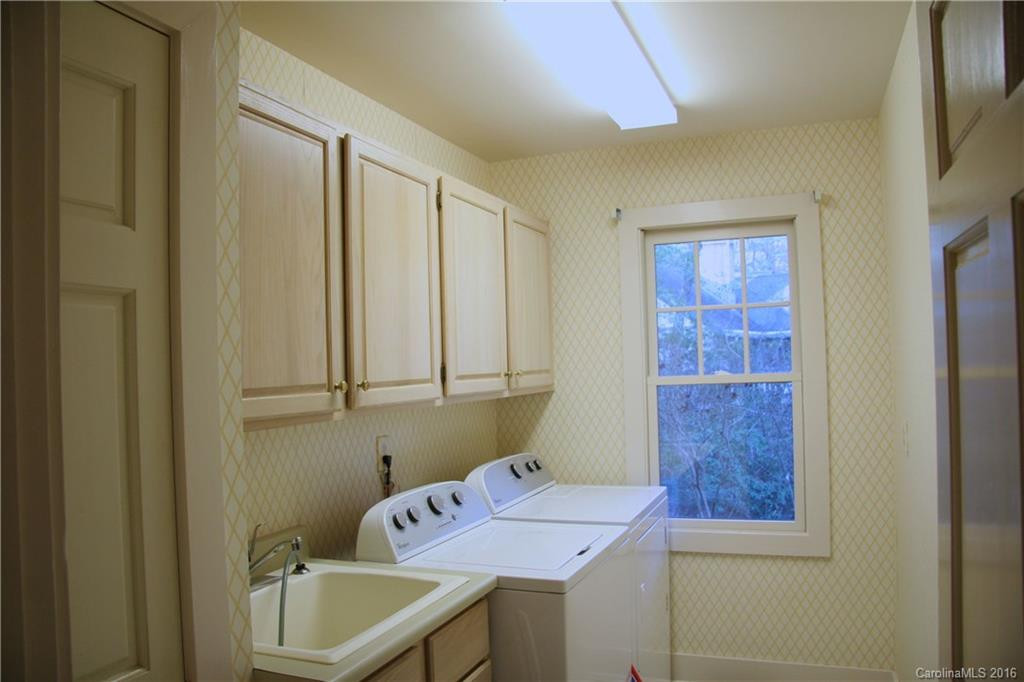 95 Lakeshore Drive - Photo 9