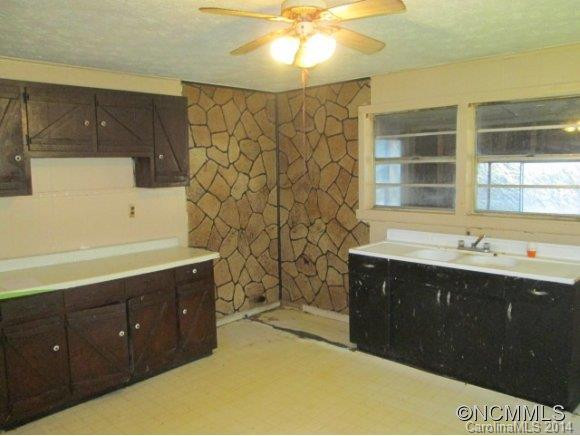 2085 Paint Rock Rd - Photo 4