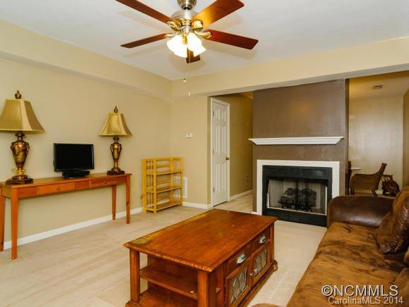 408 D Carlyle Way - Photo 2