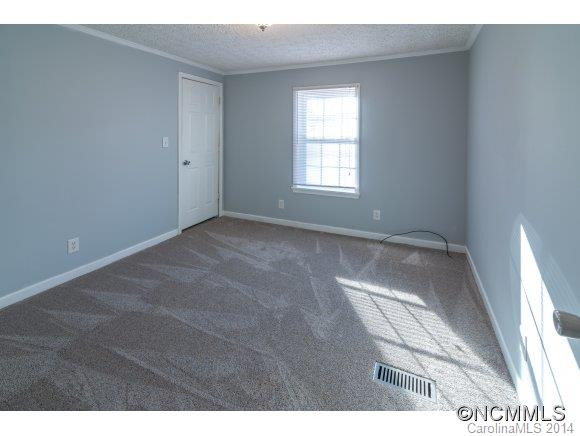 204 South Oconeechee Ave - Photo 13