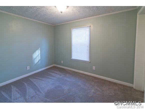 204 South Oconeechee Ave - Photo 15