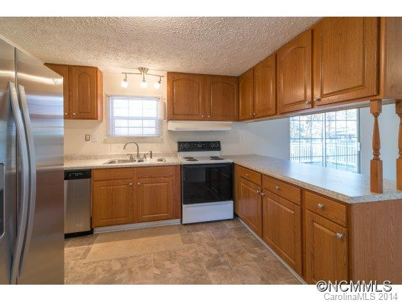 204 South Oconeechee Ave - Photo 7