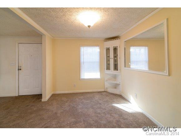 204 South Oconeechee Ave - Photo 10