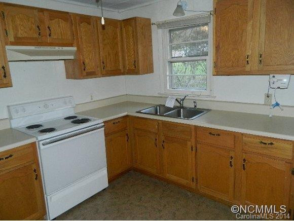 121 Reservoir Road - Photo 5