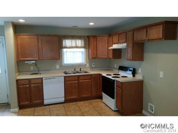 8 Bear Creek Drive - Photo 3