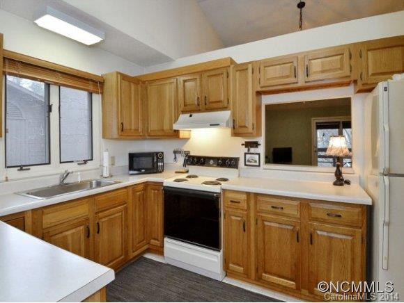 305 PINEY MOUNTAIN DR, O-3 - Photo 7