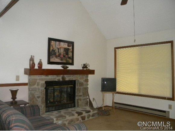 57 Susan Drive - Photo 3
