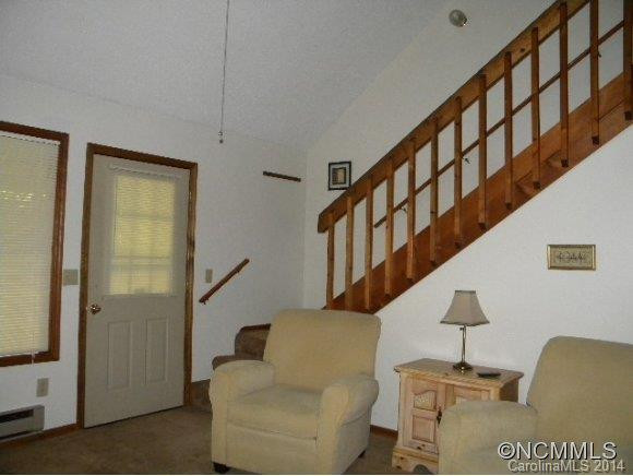 57 Susan Drive - Photo 5