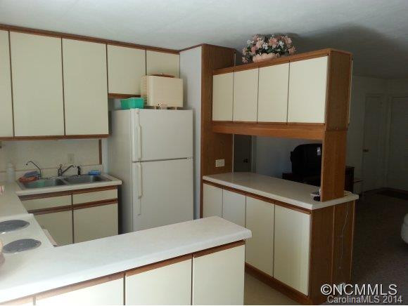 1720 Upper Ridgewood Blvd - Photo 3