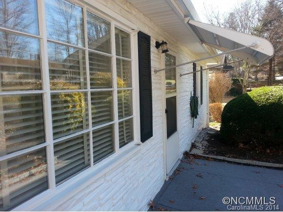 1720 Upper Ridgewood Blvd - Photo 5